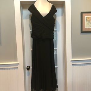 Alex Evenings black formal gown